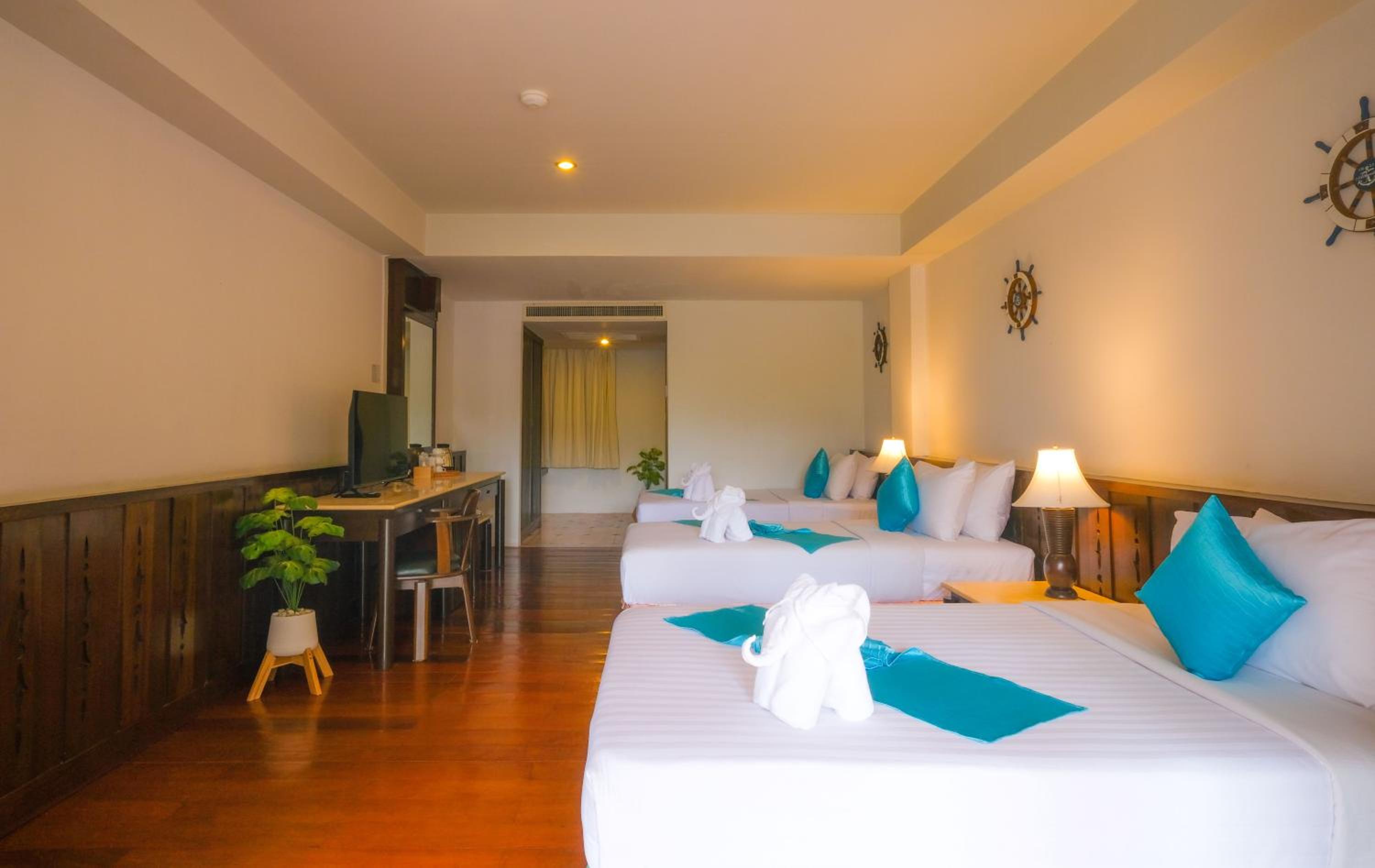 غرفة سوبيريور ثلاثية، Smile Samui Chaweng Beach Resort 3/10