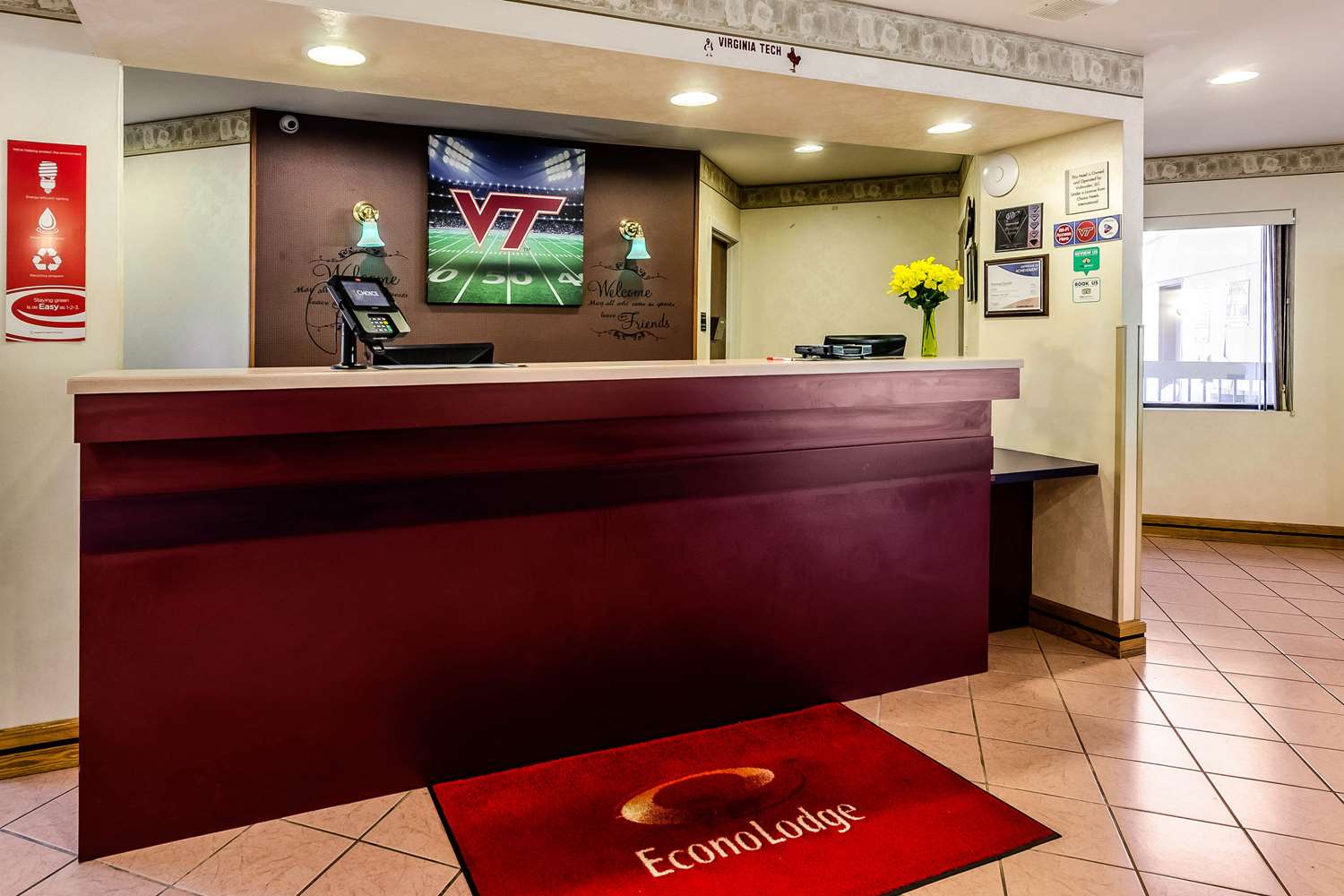 Econo Lodge Christiansburg-Blacksburg I-81 5/18