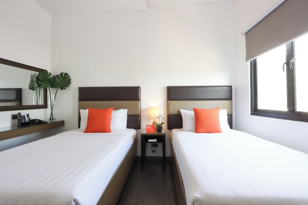 Privato Makati 13/41