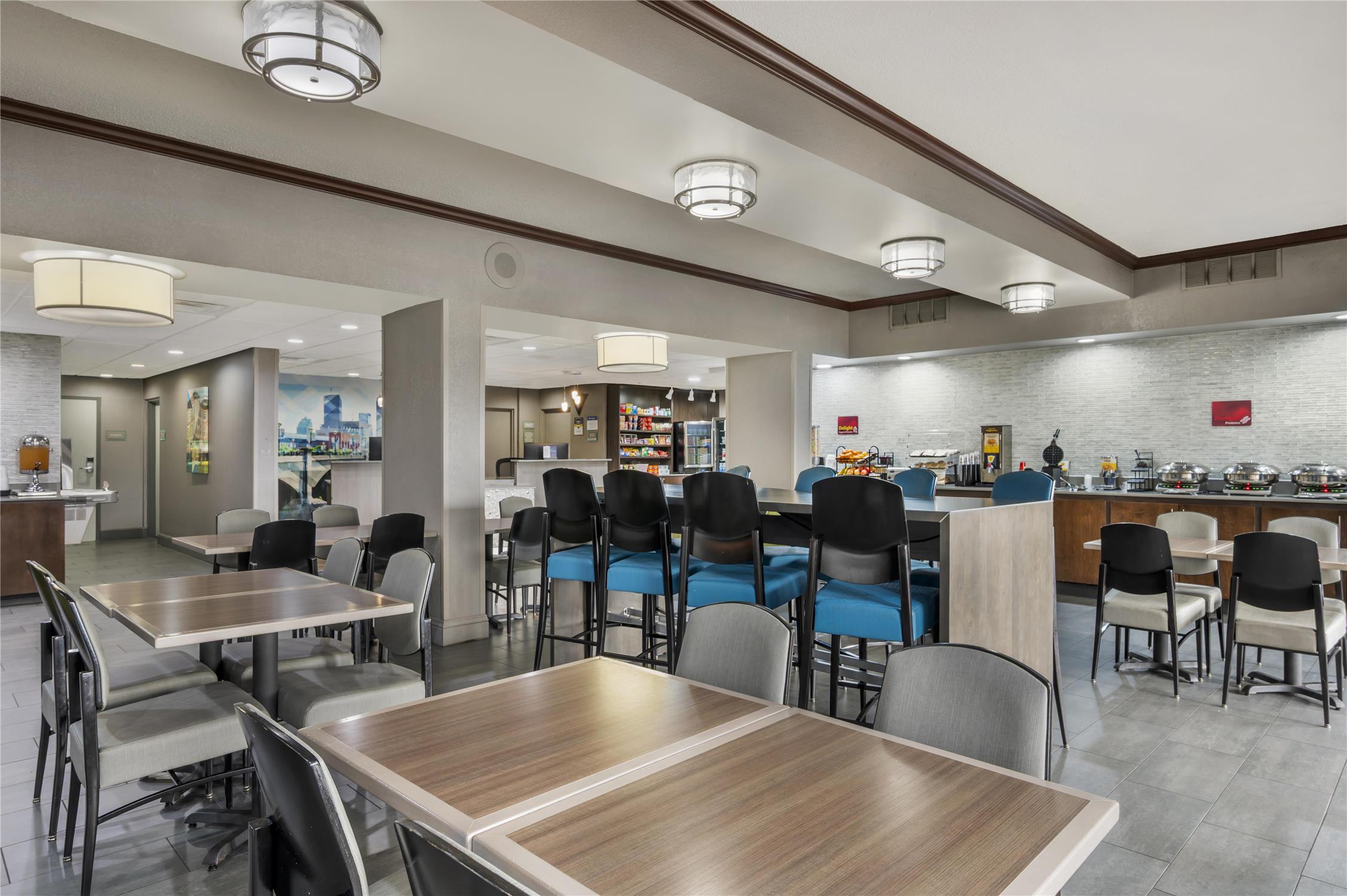 Best Western Plus Indianapolis NW Hotel 56/69