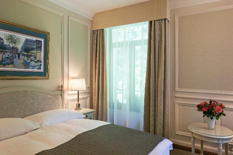 Superior, Double Bed, North Wing
