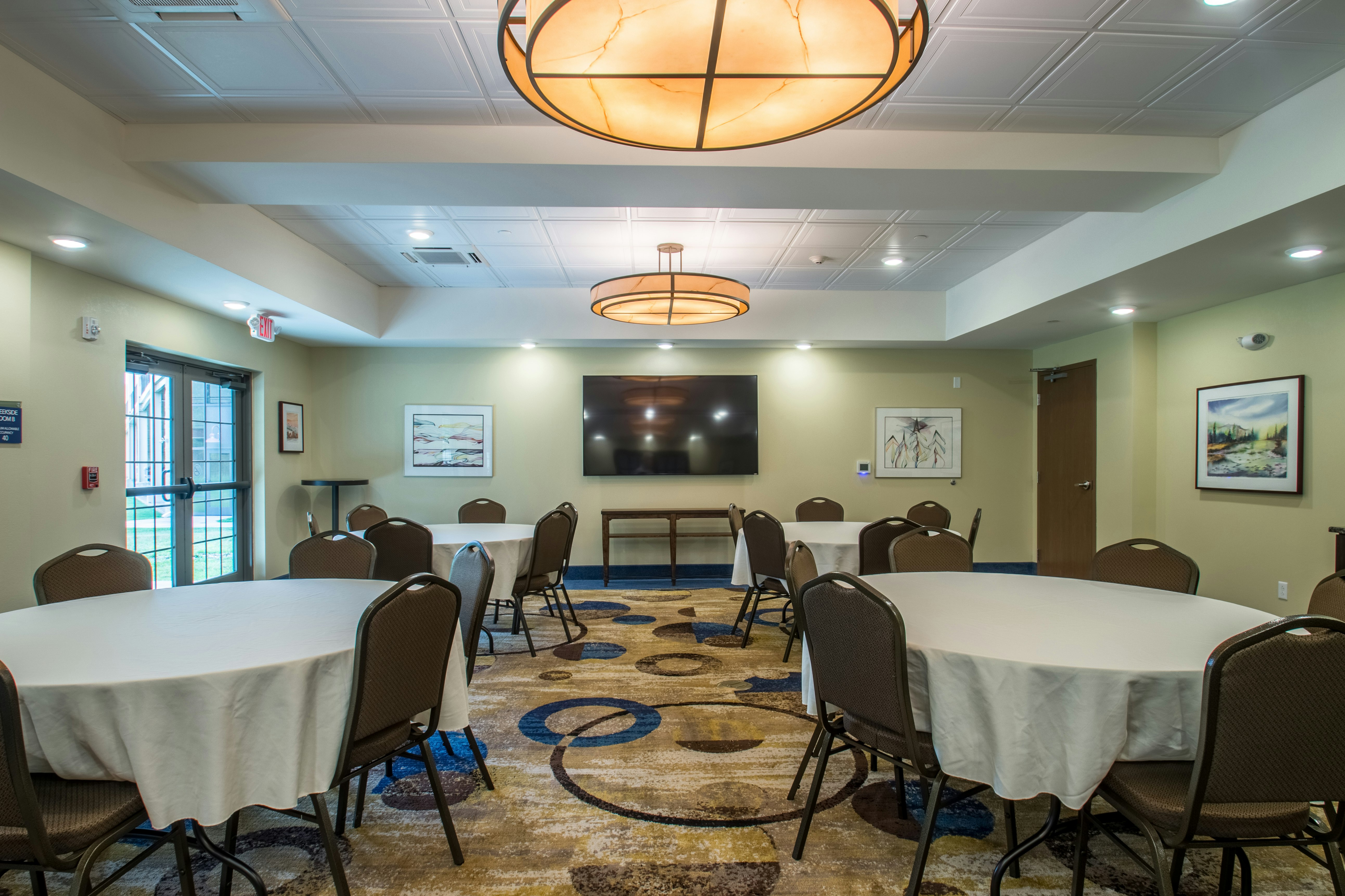 Cobblestone Inn & Suites - St. Mary S 36/57
