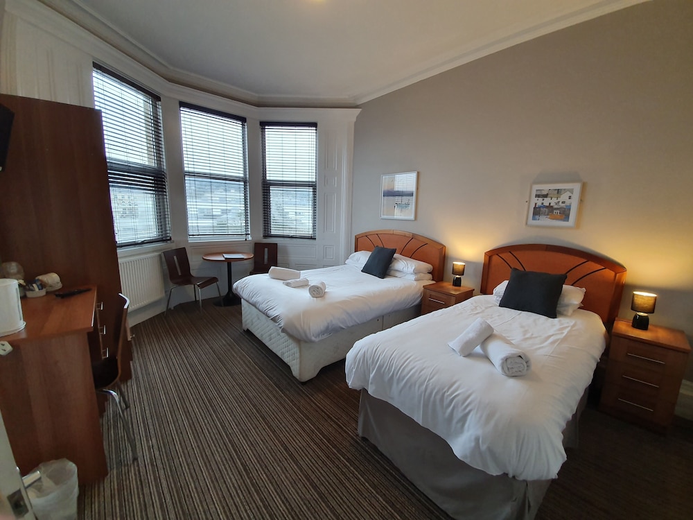 The York Hotel 32/49