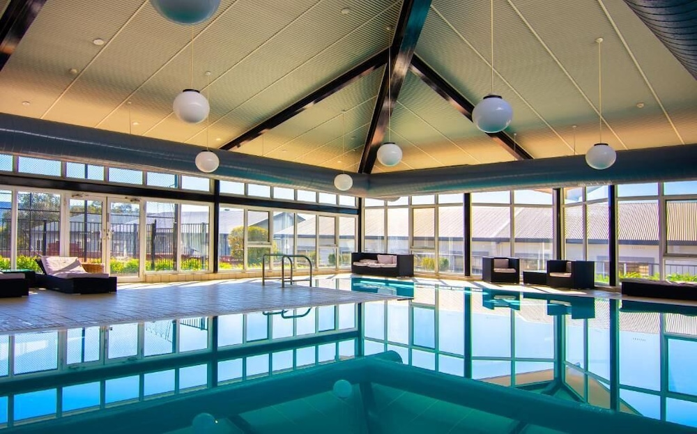 Horizons Lake Jindabyne 69/80