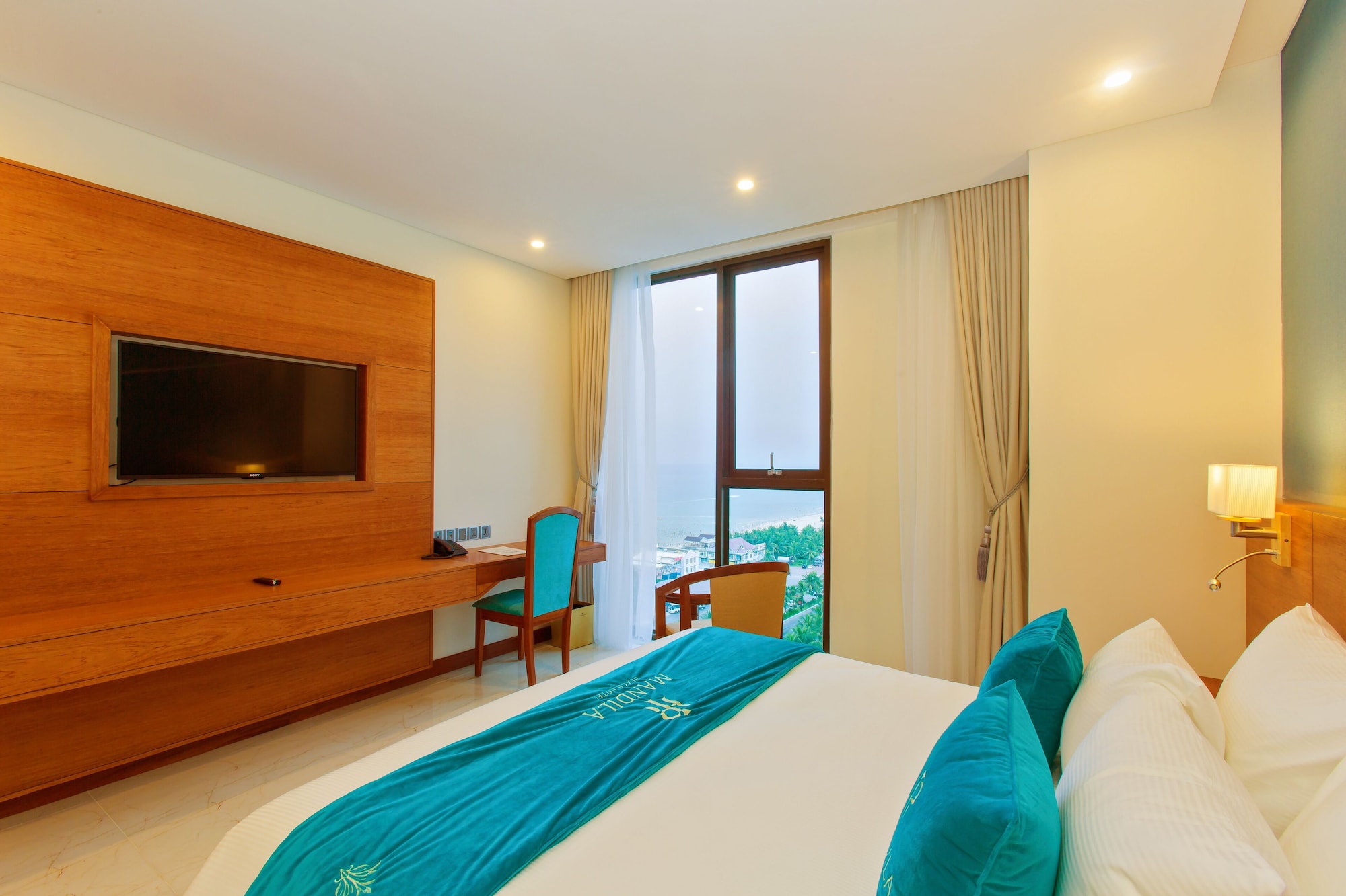 غرفة ديلوكس بسرير كينج، Mandila Beach Hotel Danang 2/10