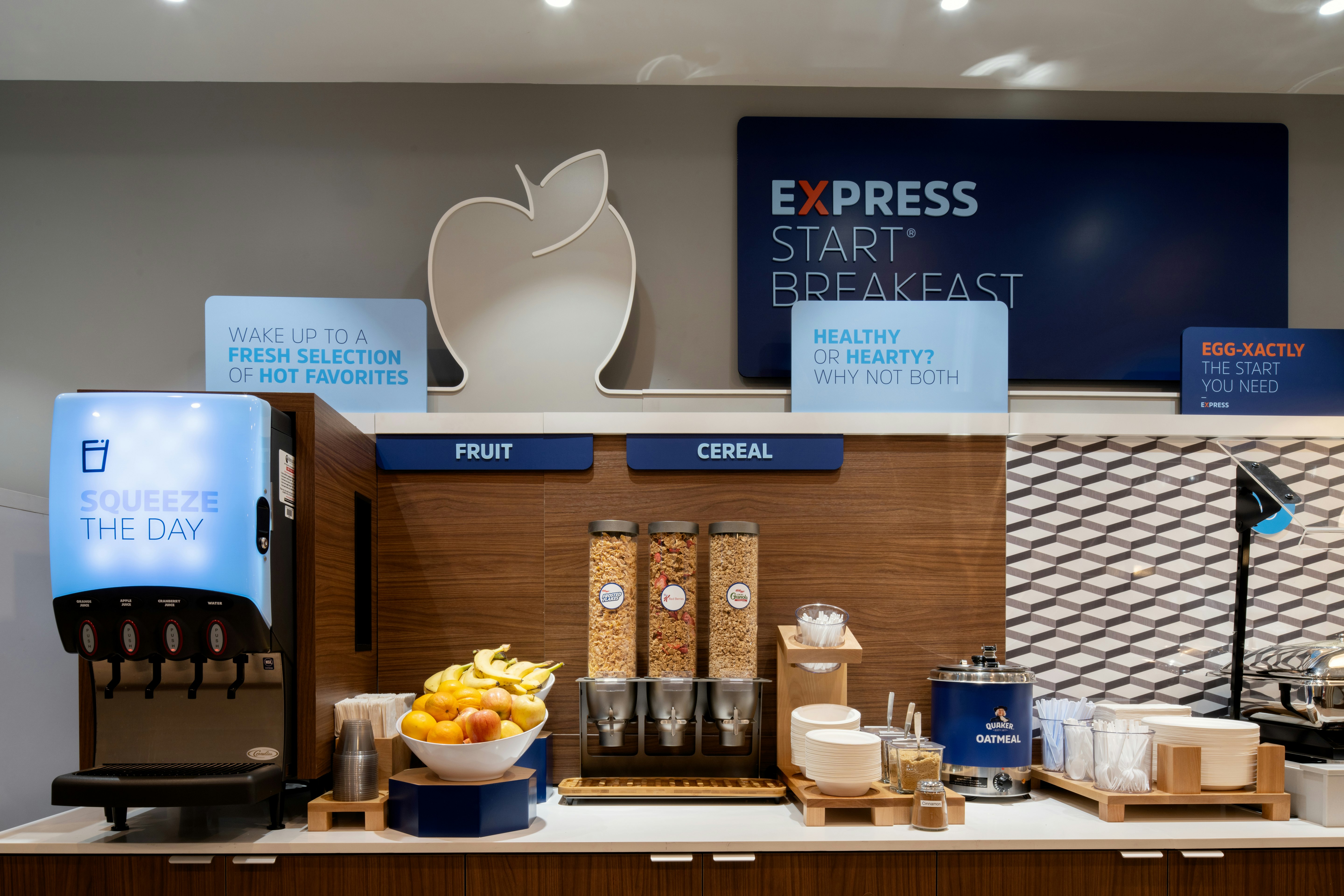 Holiday Inn Express & Suites - Hollister, an IHG Hotel 12/40
