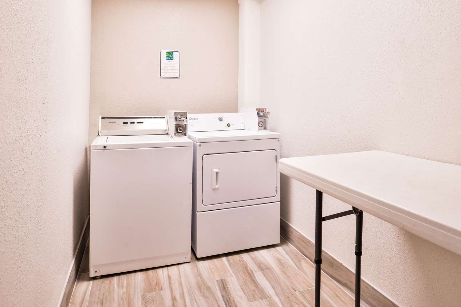 Quality Inn & Suites Beaumont 9/32
