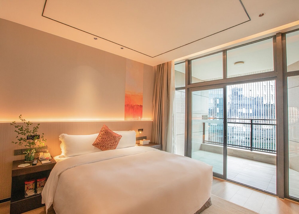 Lia Charlton Hotel Shenzhen 10/48