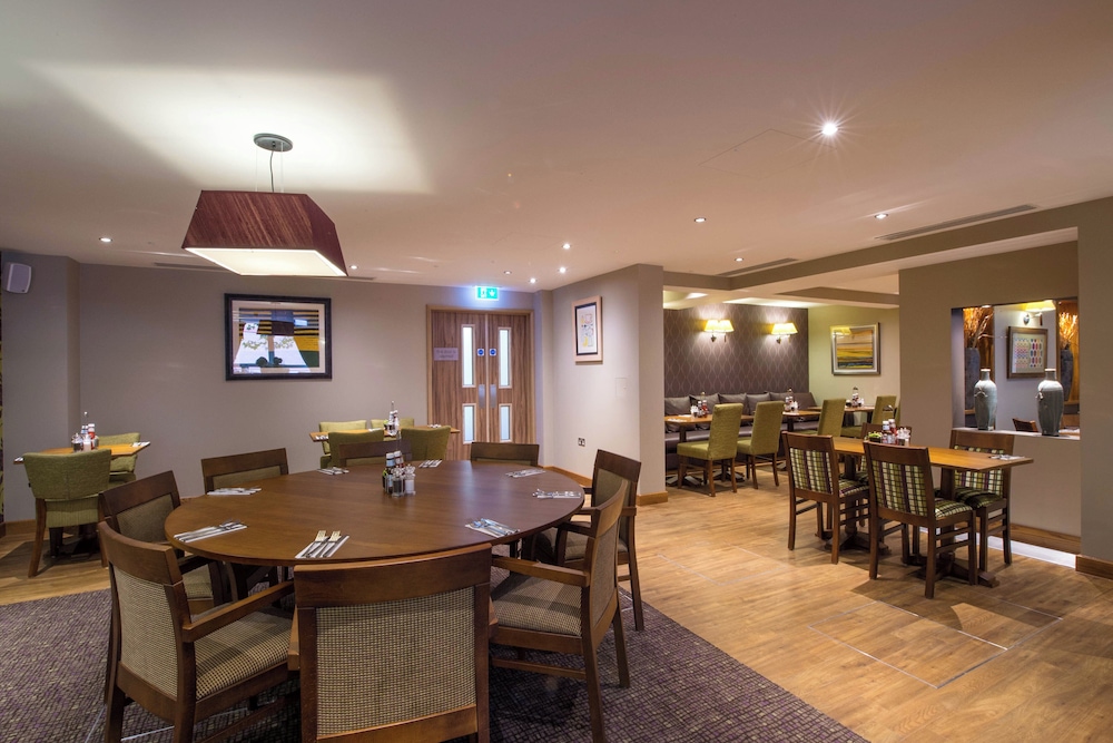 Premier Inn London St Pancras Hotel 45/55