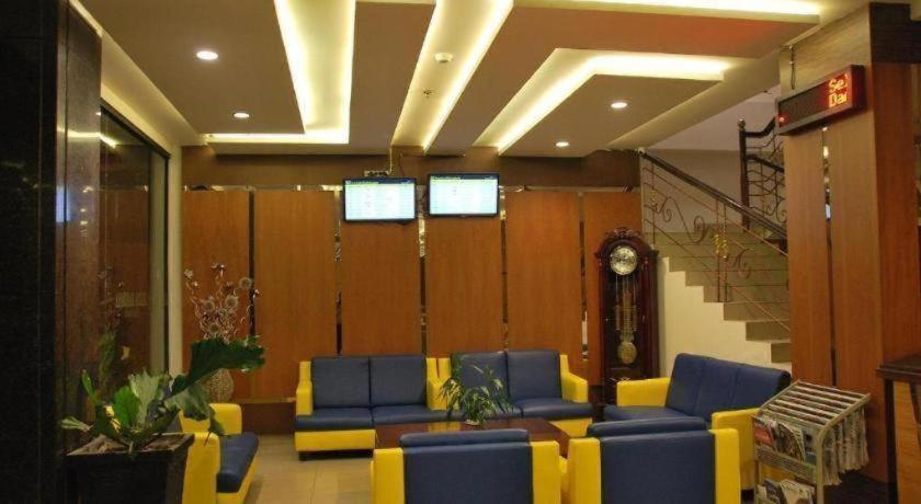 Jelita Bandara Banjarbaru 18/39