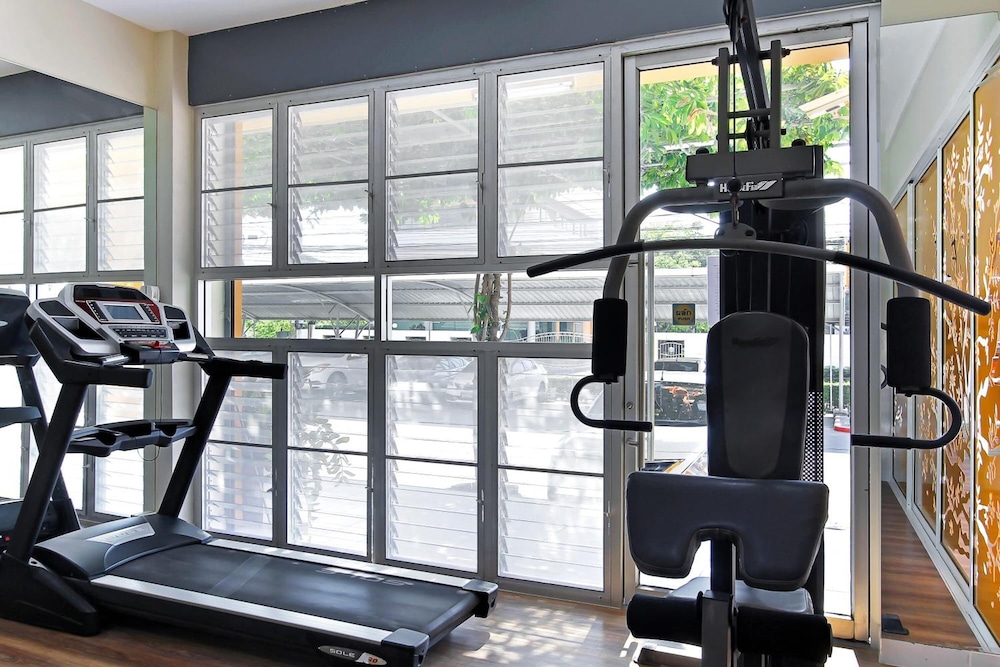 Fullroom 77 Srinakarin 54/68