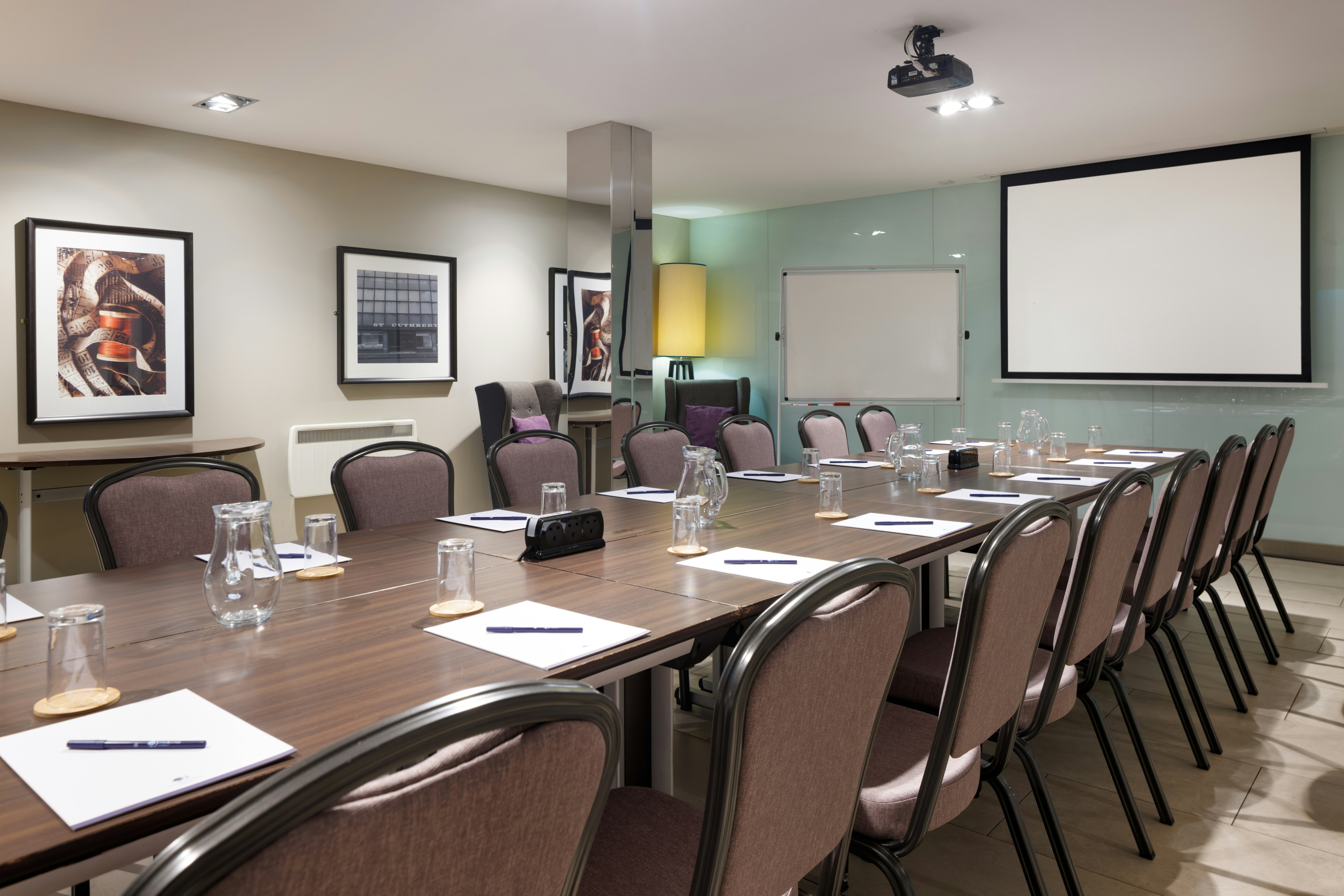 Doubletree By Hilton Edinburgh City Centre 59/64