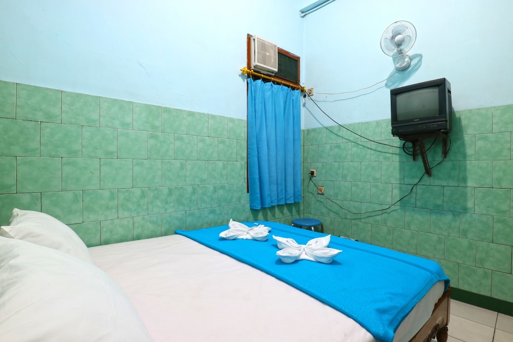 Hotel Setia Budi 8/25