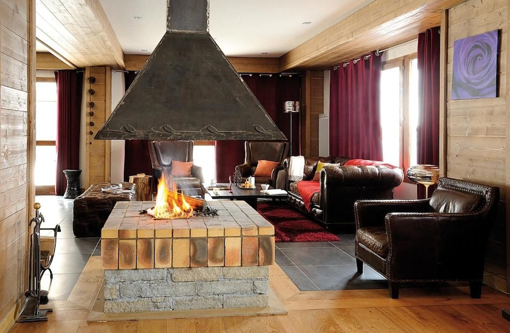 RESIDENCE LAGRANGE VACANCES LES CHALETS EDELWEISS(FORMERLY RESIDENCE LES CHALETS EDELWEISS) 25/35