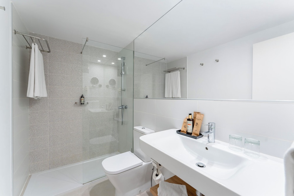 Hotel LIVVO Anamar Suites 62/65