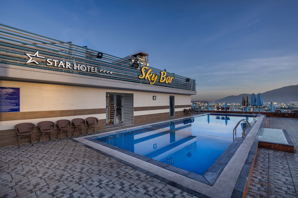 Star Hotel 63/65
