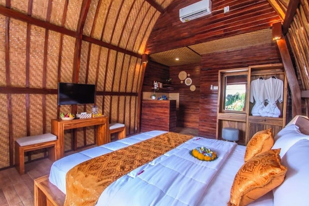 Mailaku House 23/50