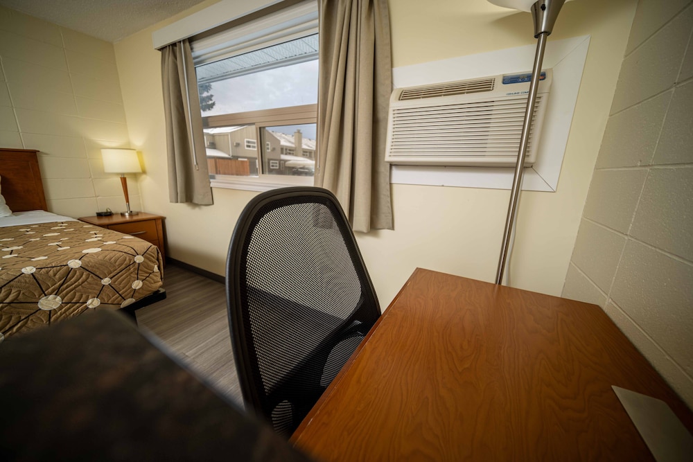 Fort St. John Motor Inn 14/50