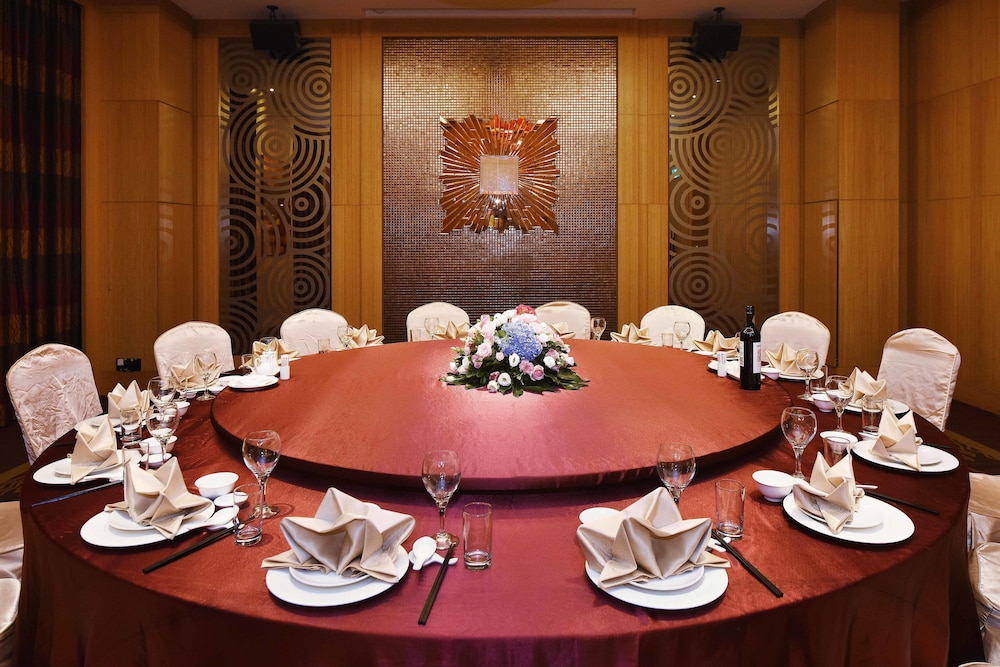 FULLON HOTEL HUALIEN 40/50