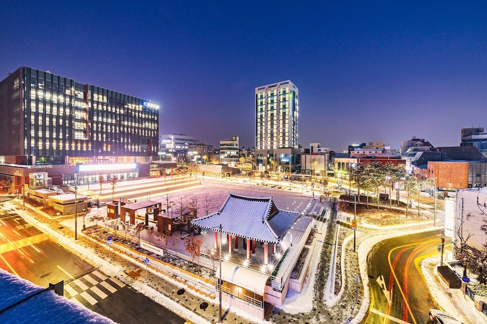 Bella Residence Chuncheon 10/60
