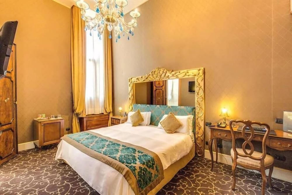STANDARD, DOUBLE OR TWIN BED