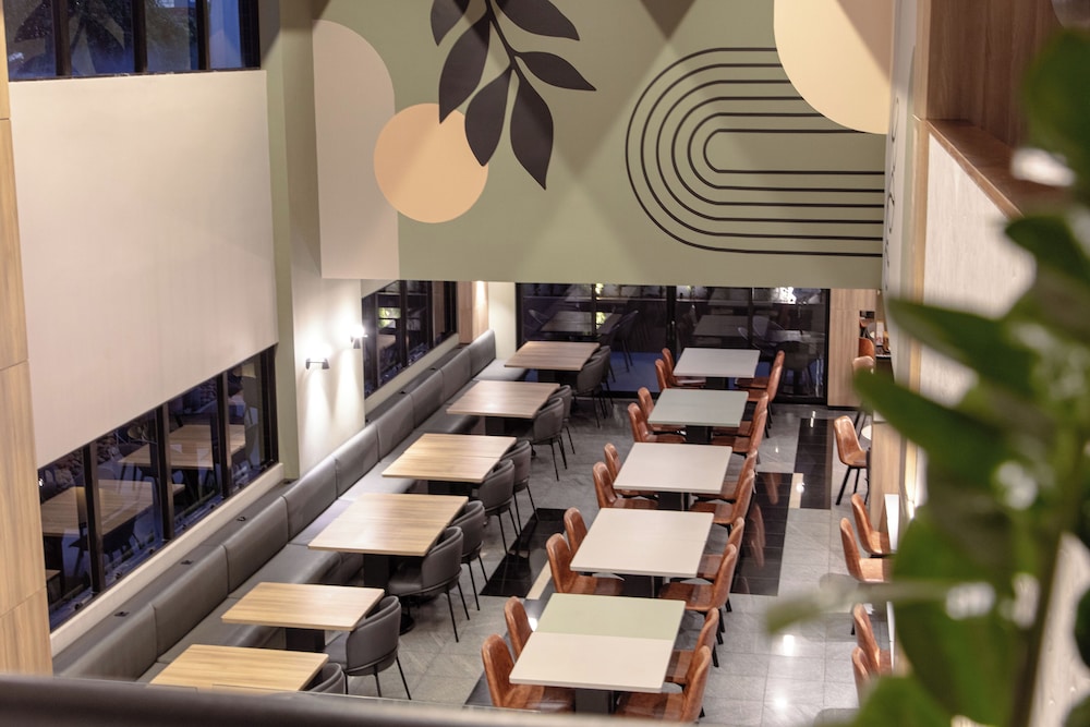 Slim Hotel Curitiba Alto da XV in CURITIBA