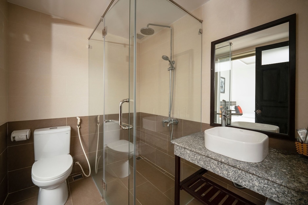 Viet Long Hoi An Beach Hotel 52/53