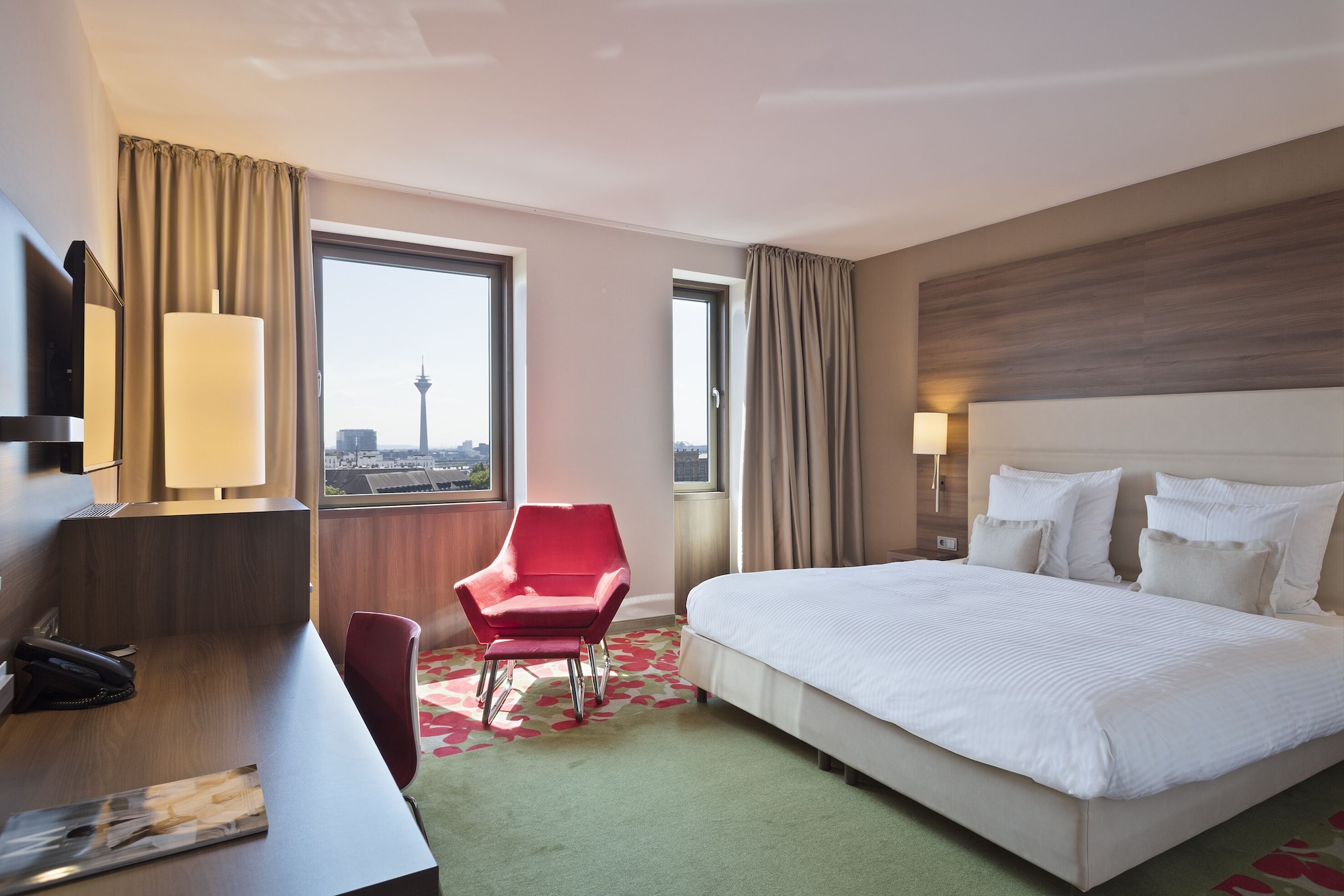 Melia, Premium, King Bed, Park View