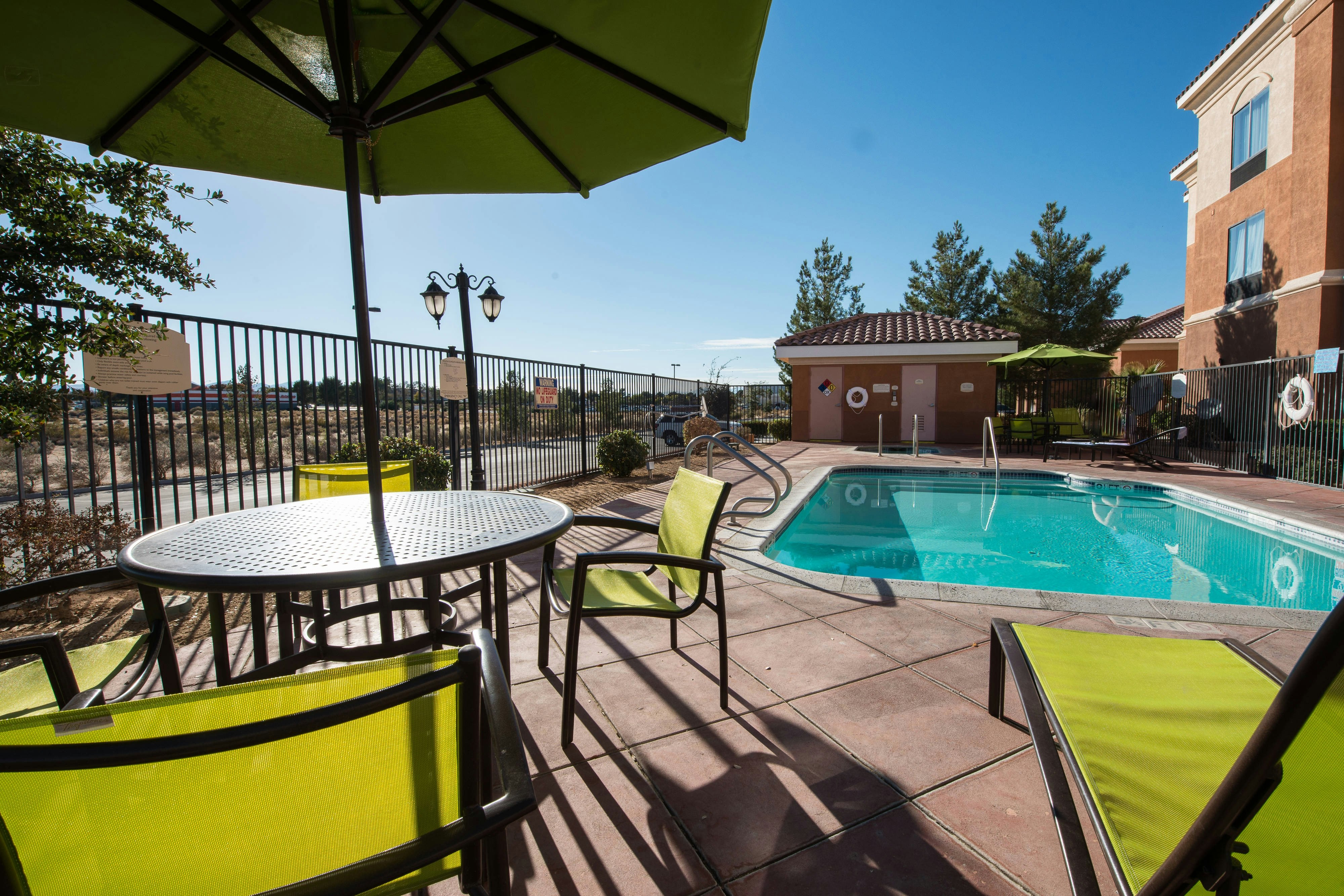 Springhill Suites by Marriott Ridgecrest 44/44