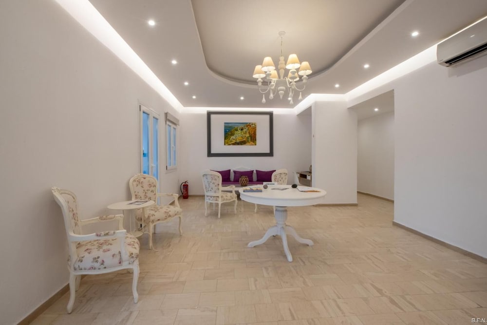 Anamar Santorini Hotel 50/57