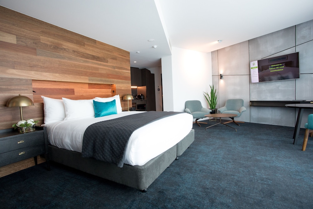 Eatons Hill Hotel 20/71