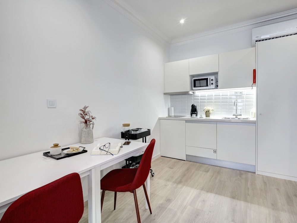 Porto Downtown Lovers Suites Bombarda 451 40/50