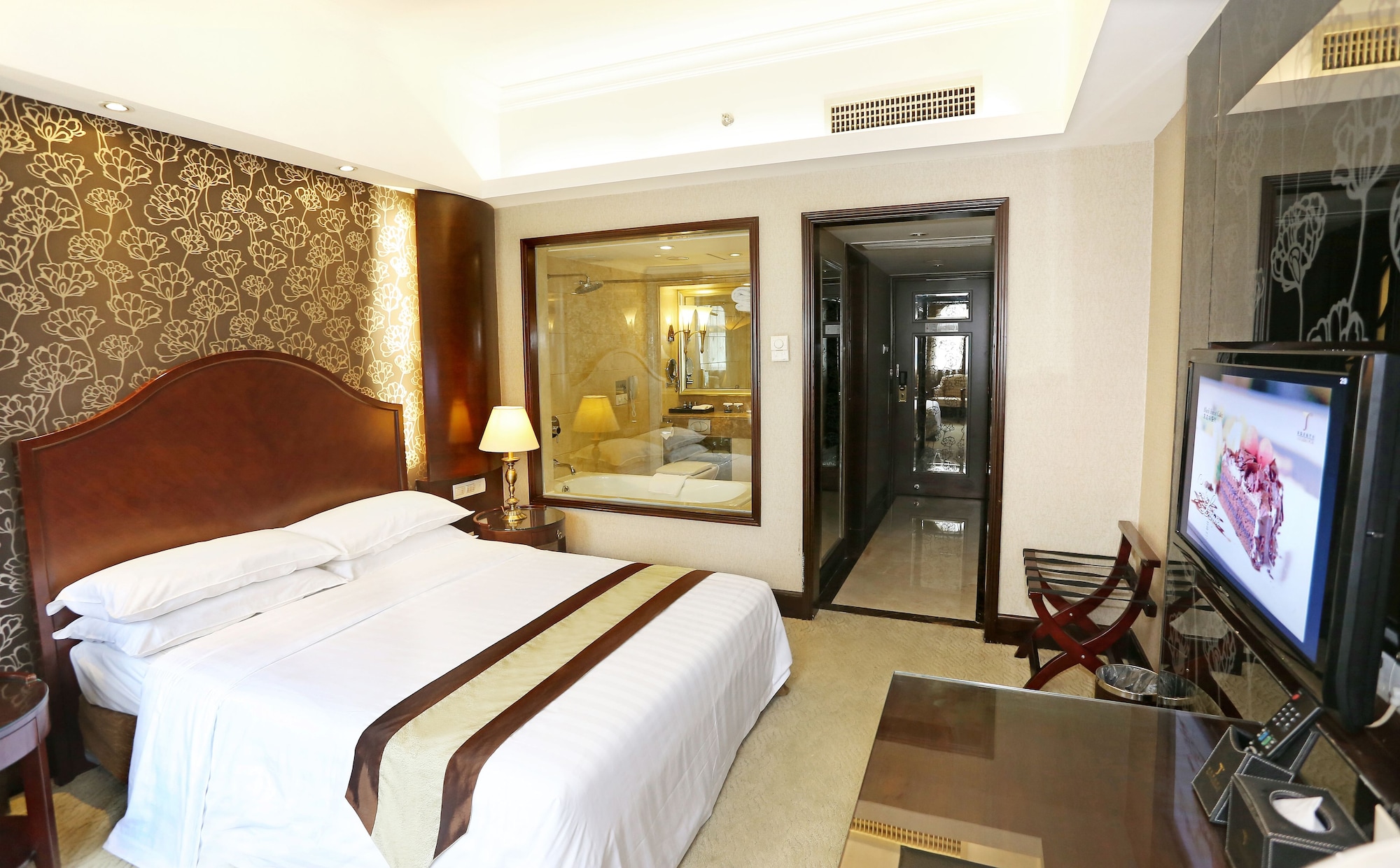 Executive King Bed Room