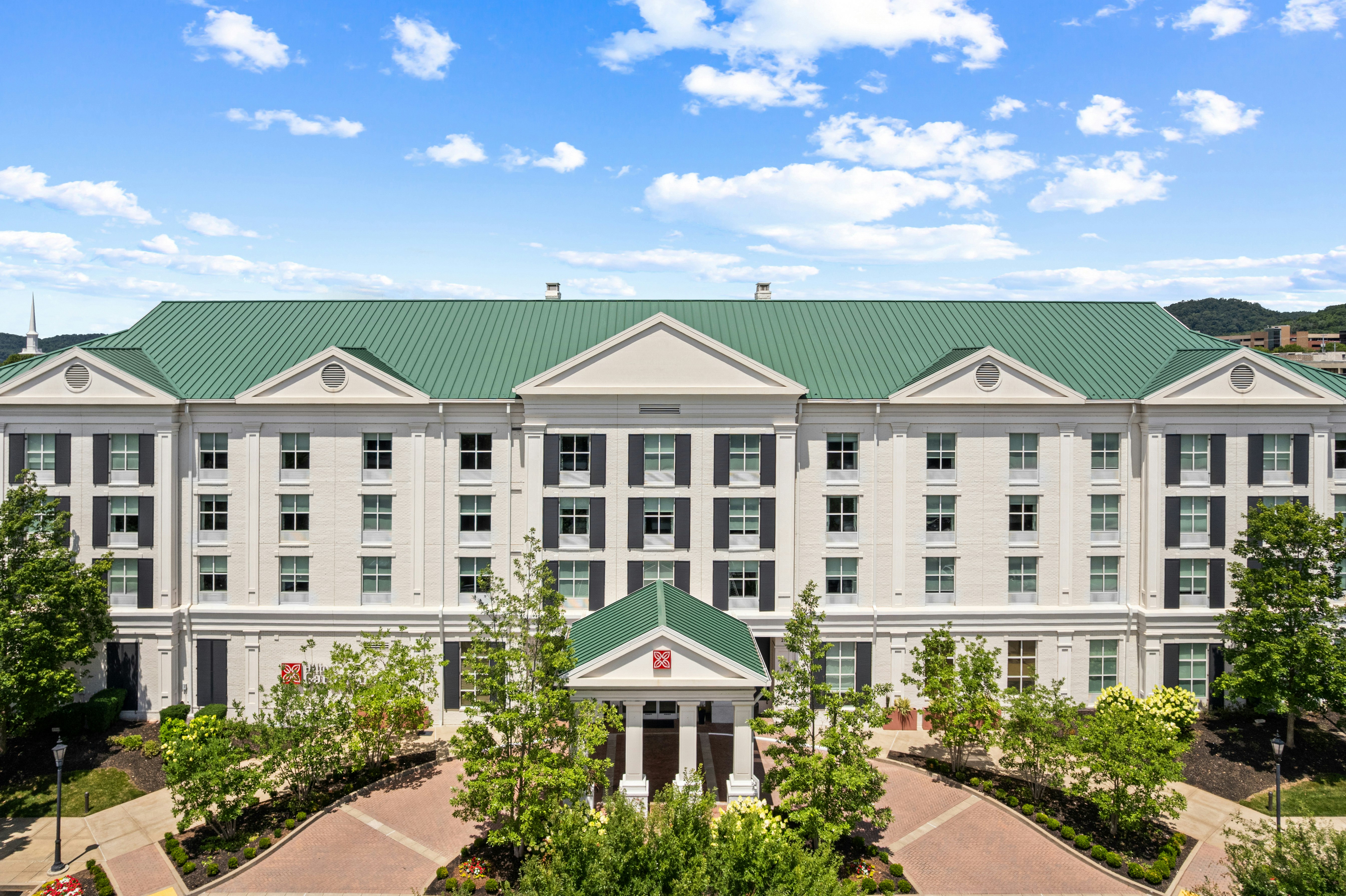 HILTON GARDEN INN NASHVILLE BRENTWOOD 6/75