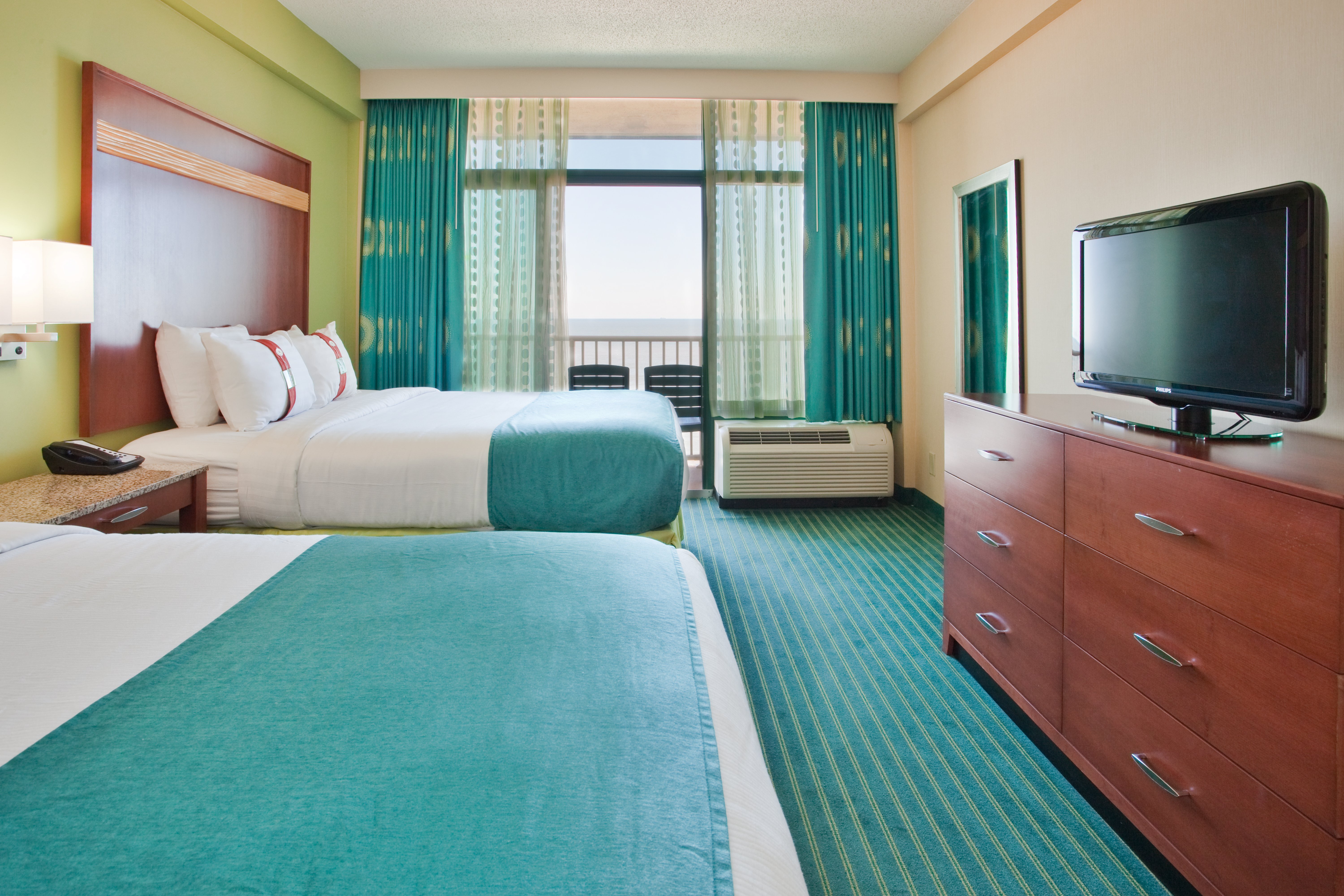 Holiday Inn Hotel And Suites Virginia Beach North Beach 27/80