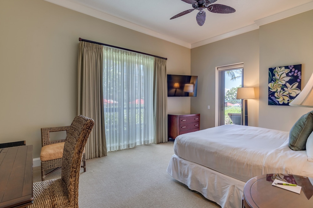 3 Bedrooms, Alii, Luxury, Suite
