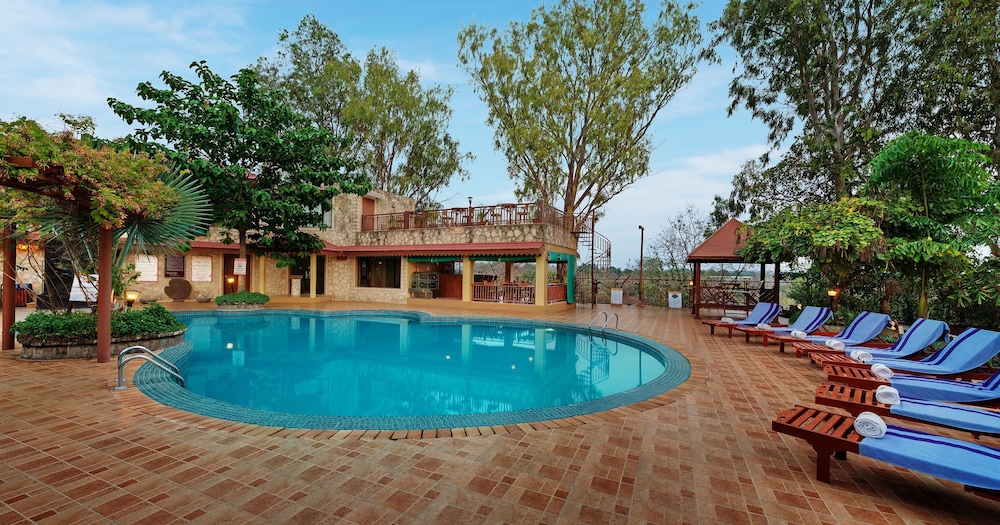 The Fern Gir Forest Resort, Sasan Gir - A Fern Crown Collection Resort in Mendarda