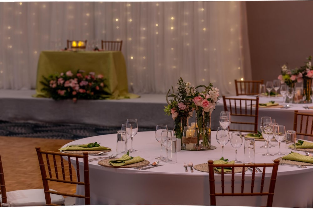 RADISSON BLU HOTEL NAIROBI UPPER HILL 59/77