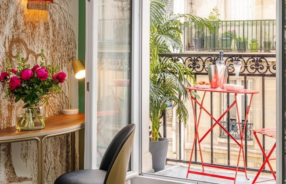 Avalon Hotel Paris Gare Du Nord 6/71