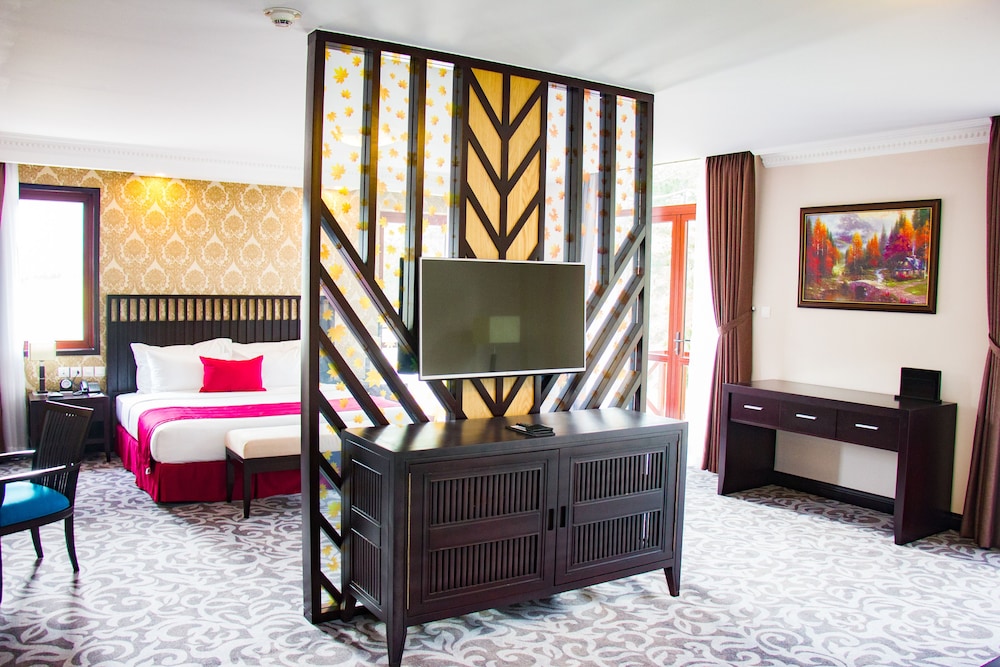Swiss-Belresort Tuyen Lam Dalat 54/76