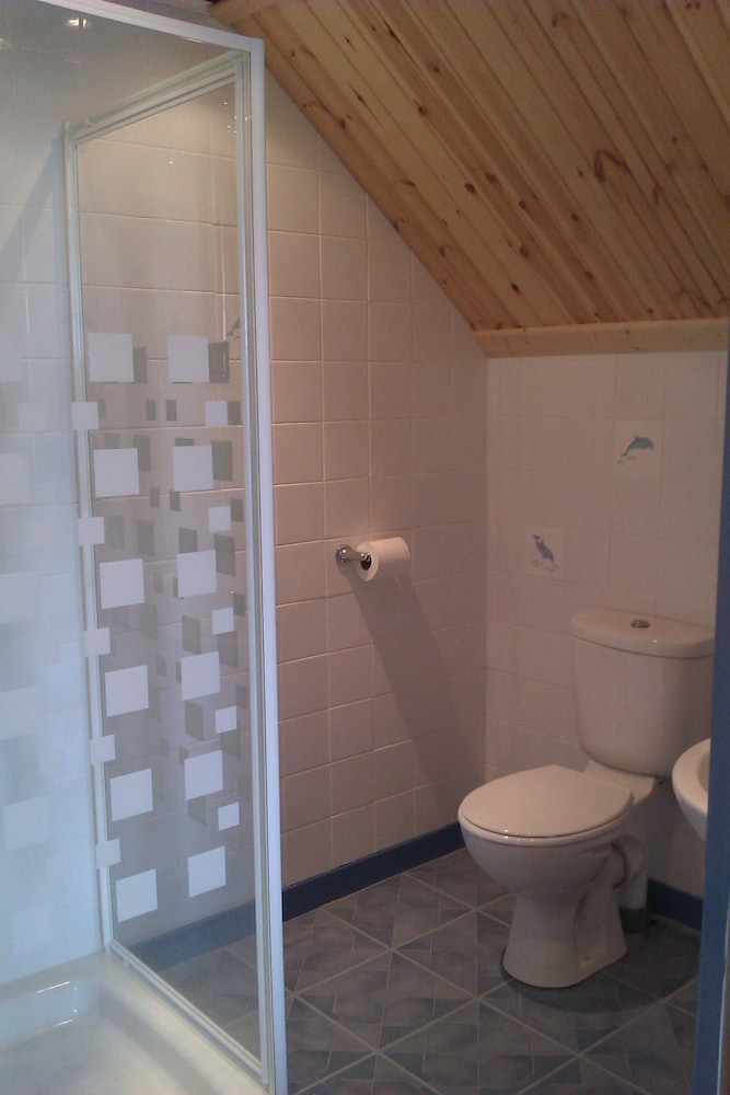 Harbour House B B 20/22