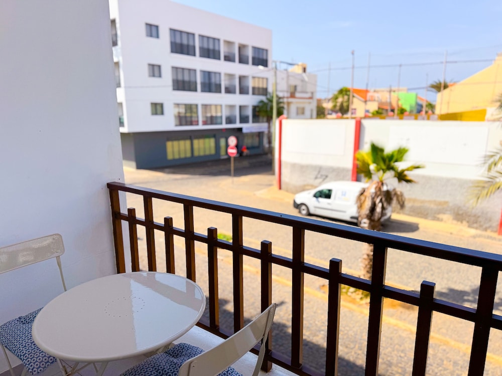 Bia Serviced Apartments & Bia D'Olaf 33/43