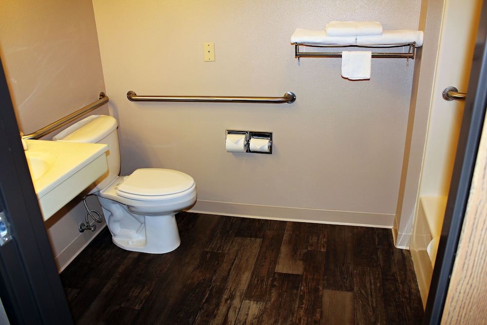 Capri Inn and Suites of Beatrice 30/31