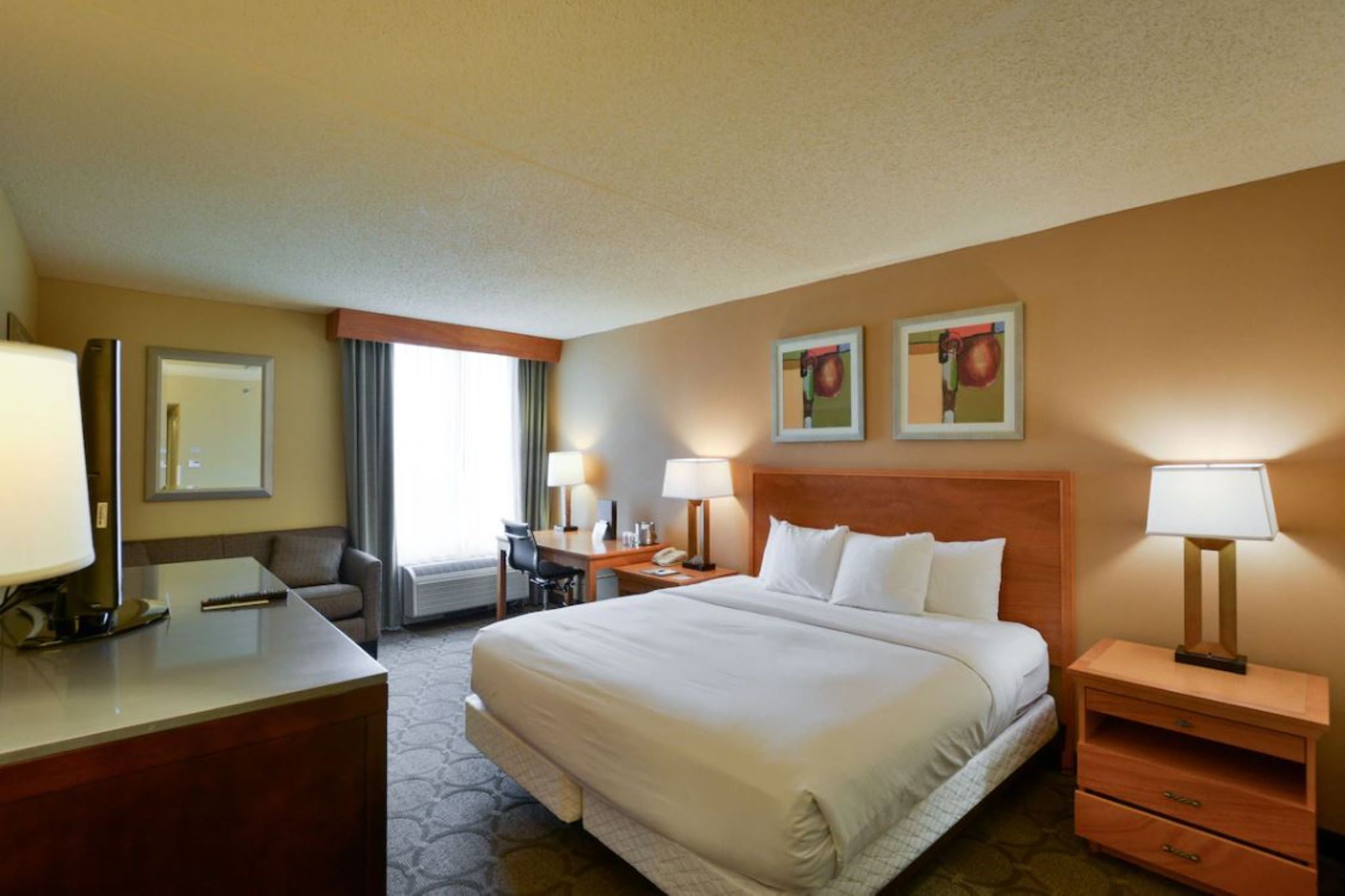 جناح بسرير كينج بغرفة نوم واحدة، Wyndham Columbus 3/4