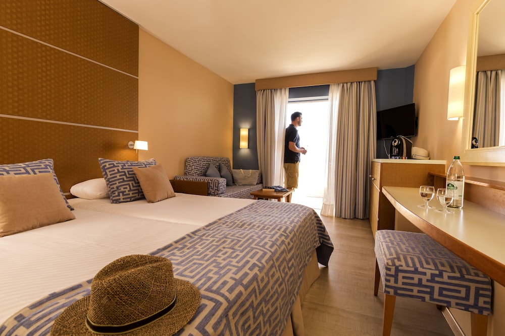 Robinson Club Esquinzo Playa 8/50