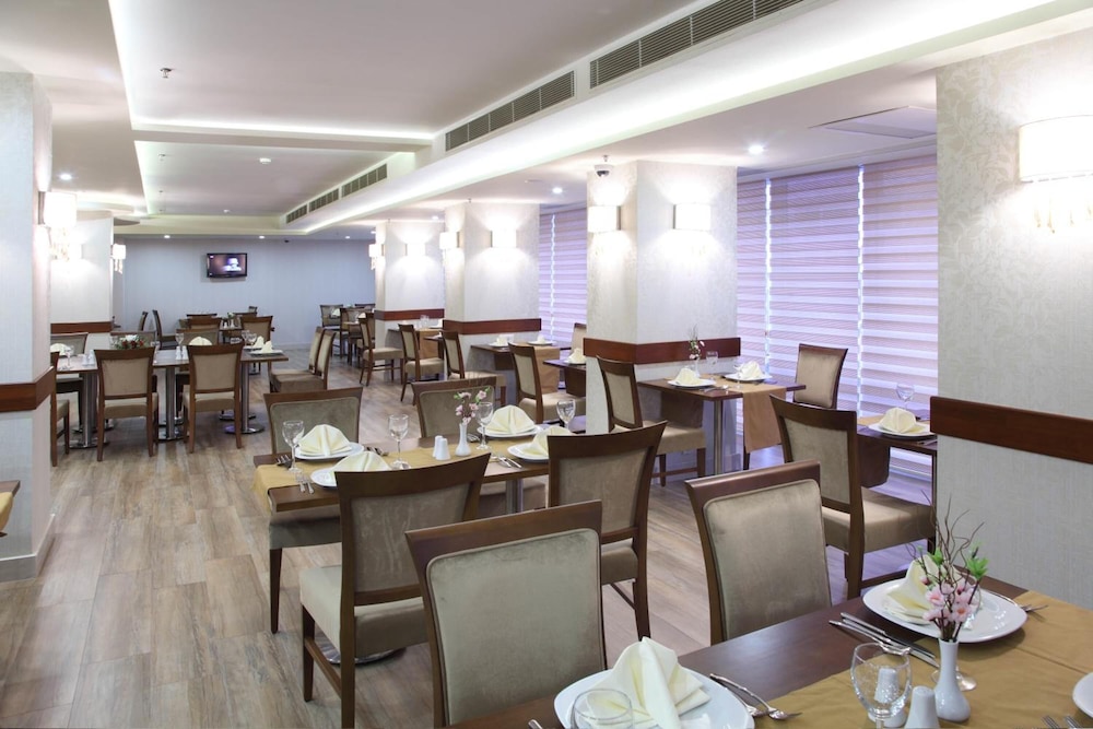 Otel Senbayrak City 39/58