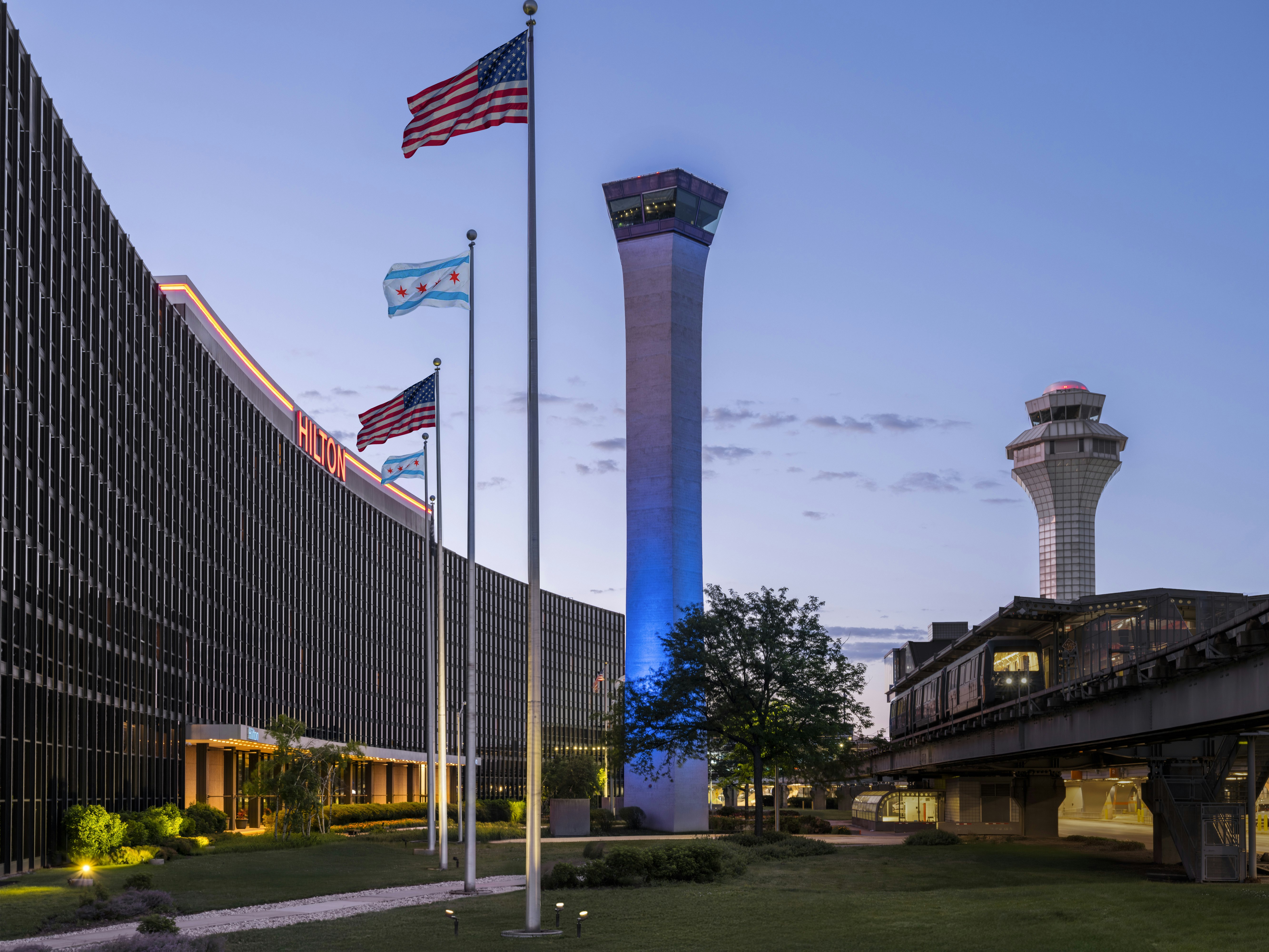 Hilton Chicago OHare Airport 5/82