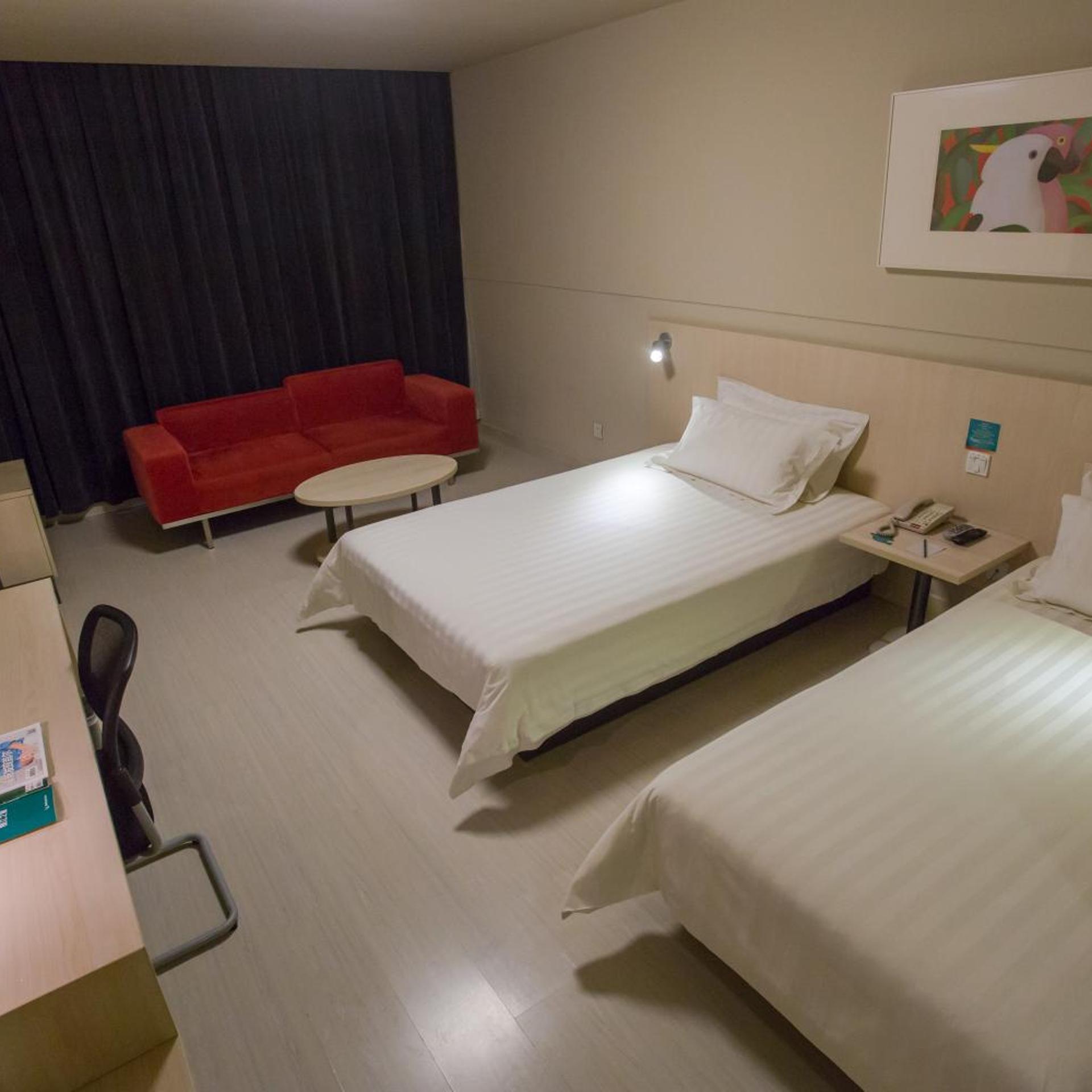 Jinjiang Inn (Beijing Lianshi East Road) 17/24