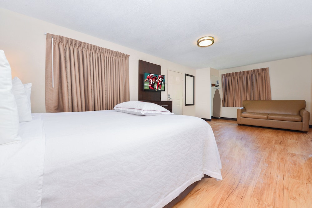 Standard, King Bed, Kitchenette, Accessible