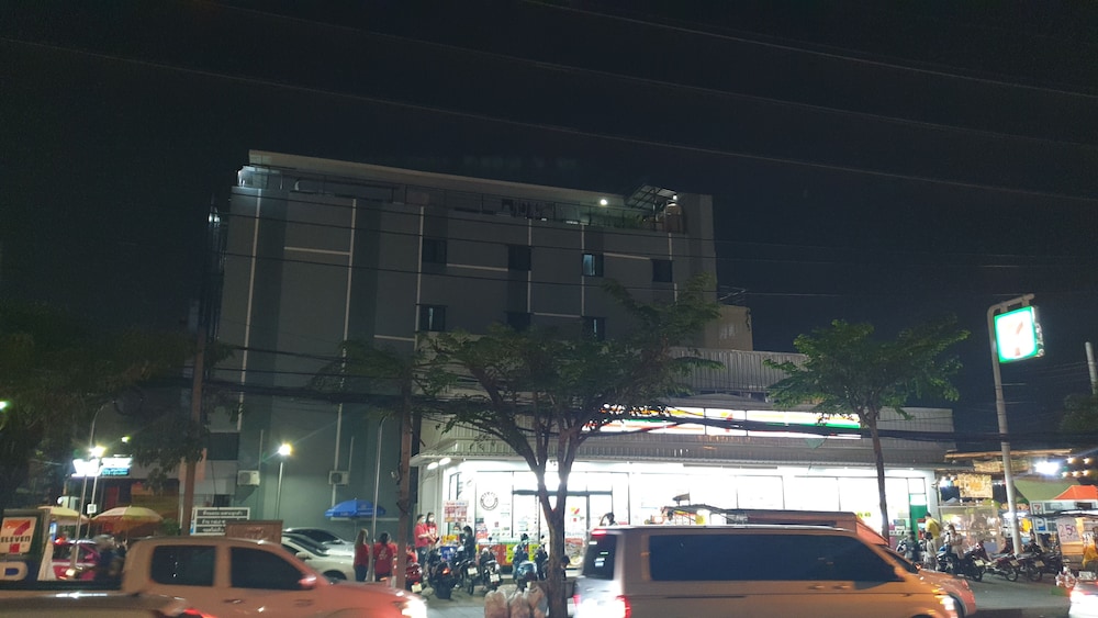 W71 Hotel bangkok 3/50